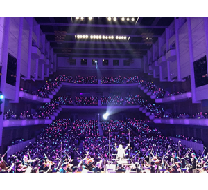 『星のカービィ25周年記念オーケストラコンサート』ステージの様子