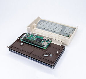 『PasocomMini PC-8001 PCGセット』本体 内部