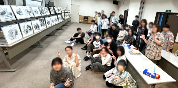 デッサン会の様子